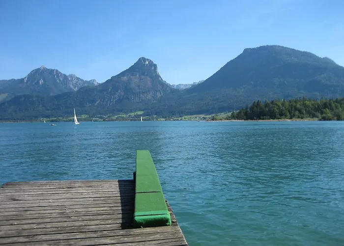 加登豪斯公寓 *